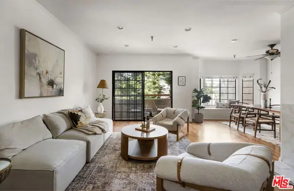 14630 Dickens Street #202, Los Angeles, CA 91403