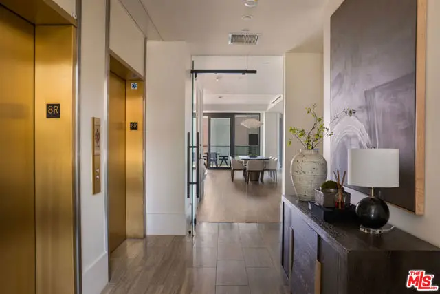 8420 W Sunset Boulevard #702, West Hollywood, CA 90069 - #2