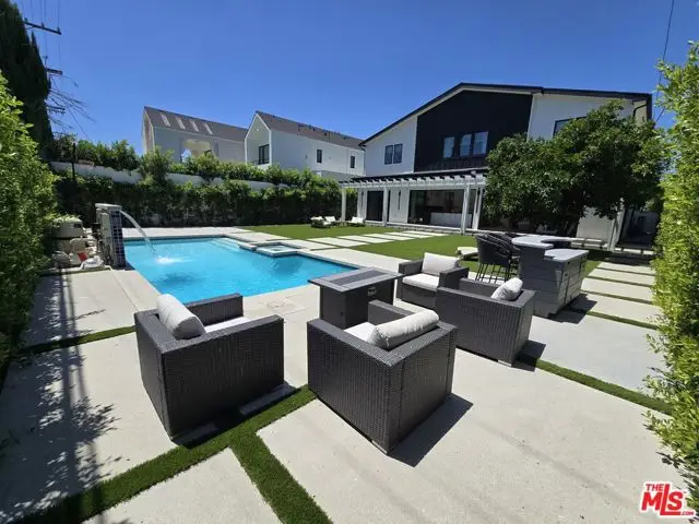 5012 Enfield Avenue, Encino, CA 91316 - #1