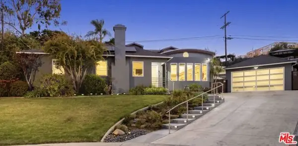 6040 W 76th Place, Los Angeles, CA 90045