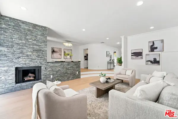 5243 Yarmouth Avenue #31, Encino (los Angeles), CA 91316
