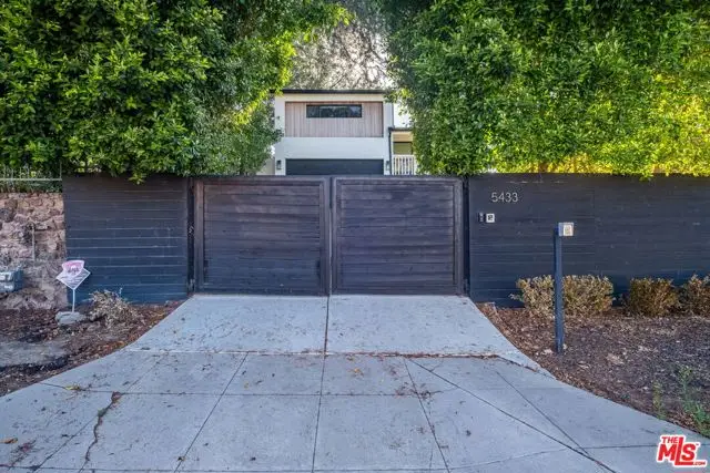 5433 Tampa Avenue, Tarzana, CA 91356 - #3