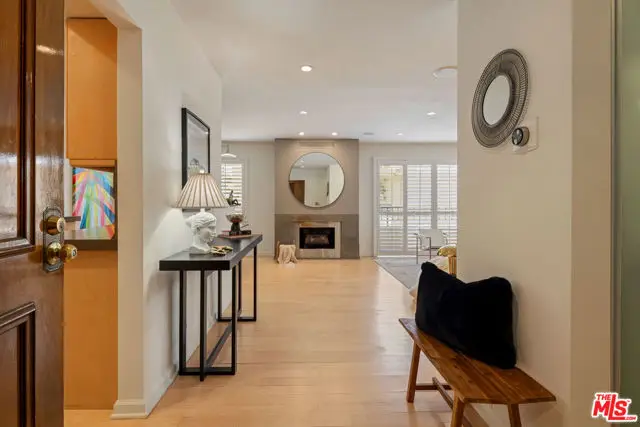 1221 N Kings Road #307, West Hollywood, CA 90069 - #2