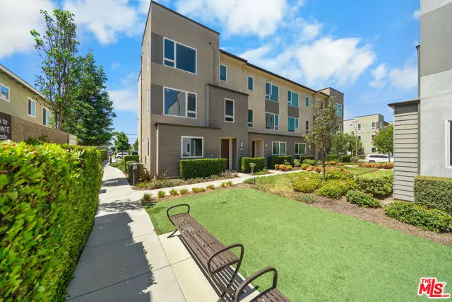 10712 Parrot Avenue, Downey, CA 90241 - #1
