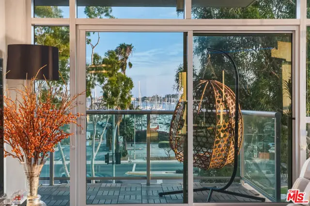 13700 Marina Pointe Drive #305, Marina Del Rey, CA 90292 - #3