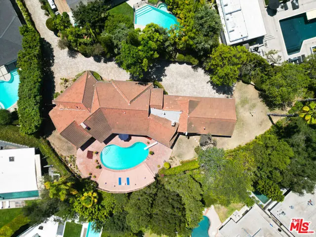 1043 Maybrook Drive, Los Angeles, CA 90210 - #2