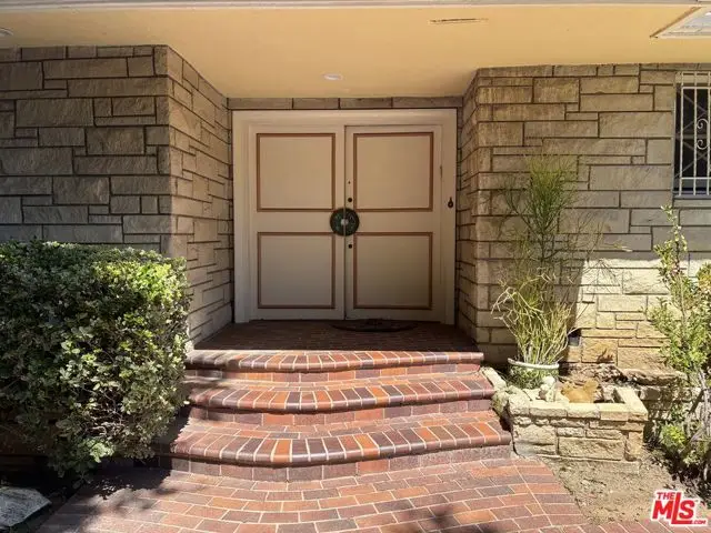1043 Maybrook Drive, Los Angeles, CA 90210 - #3