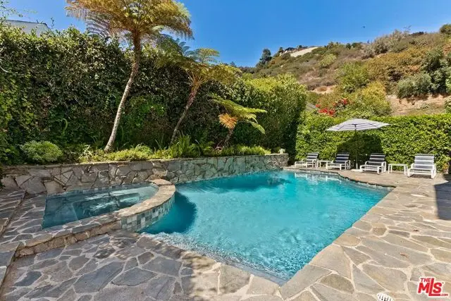 1041 Chantilly Road, Los Angeles, CA 90077 - #1