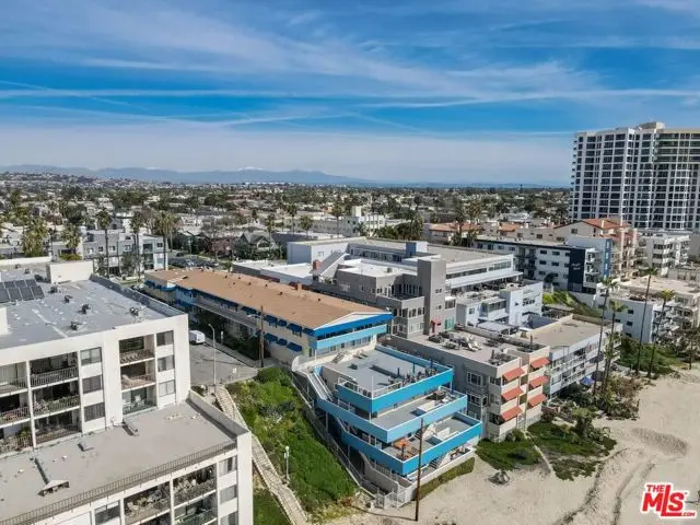 32 5th Place, Long Beach, CA 90802 - #1