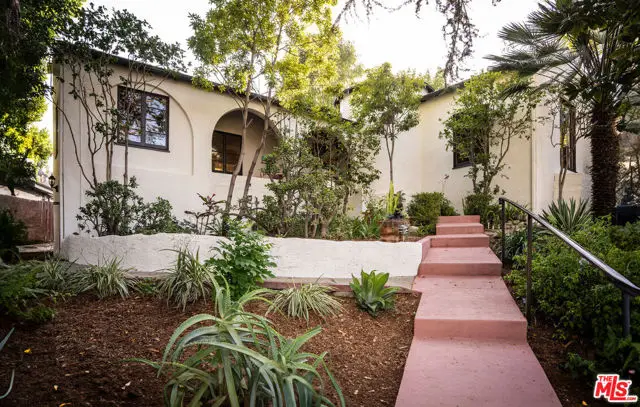 3895 Fredonia Drive, Los Angeles, CA 90068 - #3