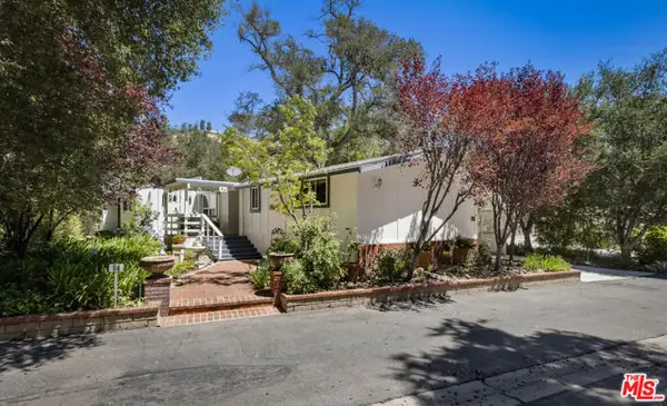 54 Robin Hood Place, Westlake Village, CA 91361