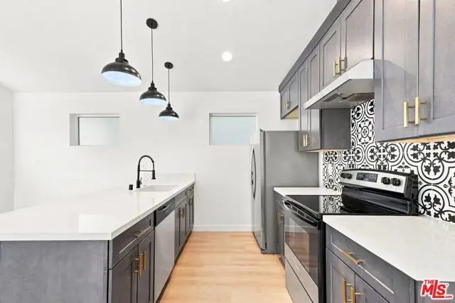581 W Ave 28, Los Angeles, CA 90065 - #3