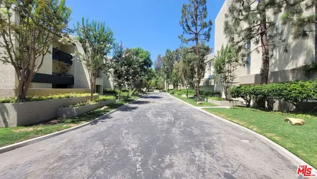 4041 Via Marisol #113, Los Angeles, CA 90042 - #3