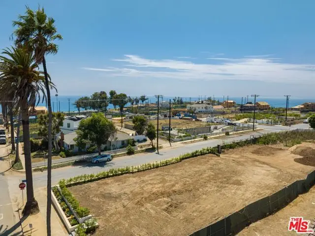501 Swarthmore Avenue, Pacific Palisades, CA 90272 - #2