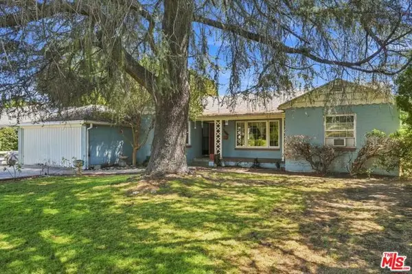 15954 Gault Street, Los Angeles, CA 91406