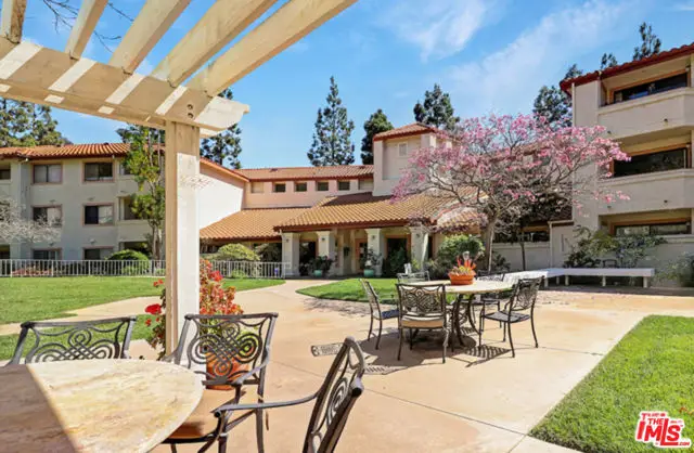 501 Palisades Drive #103, Pacific Palisades, CA 90272 - #2
