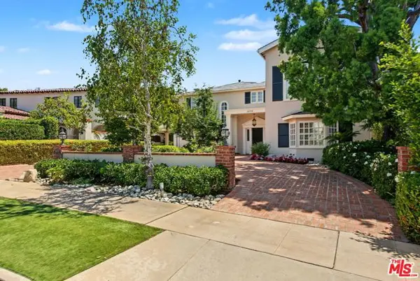 10770 Weyburn Avenue, Los Angeles, CA 90024
