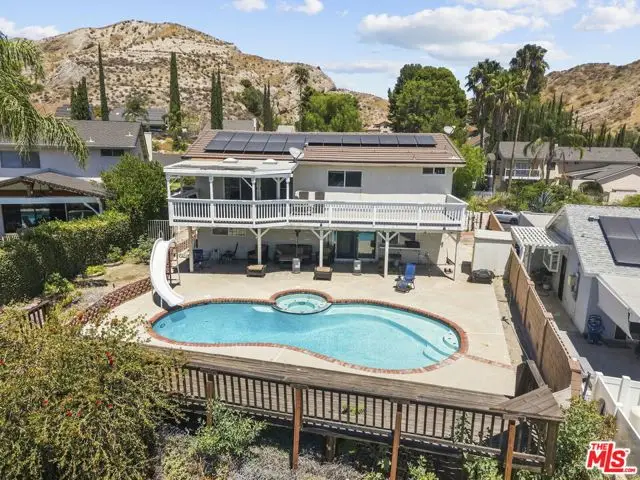 15362 Rhododendron Drive, Santa Clarita, CA 91387 - #2