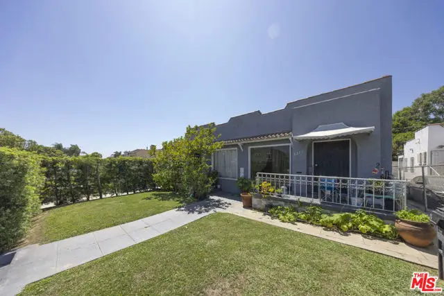 2211 S Bronson Avenue, Los Angeles, CA 90018 - #3