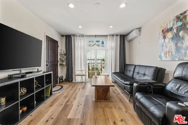 1234 N Cahuenga Boulevard, Los Angeles, CA 90038 - #2