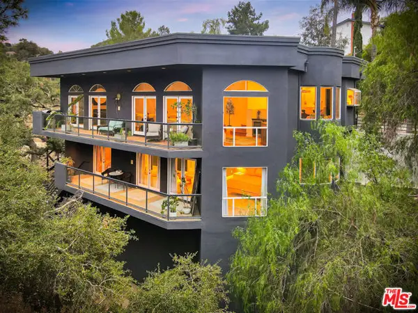 4102 Cachalote Street, Los Angeles, CA 91364