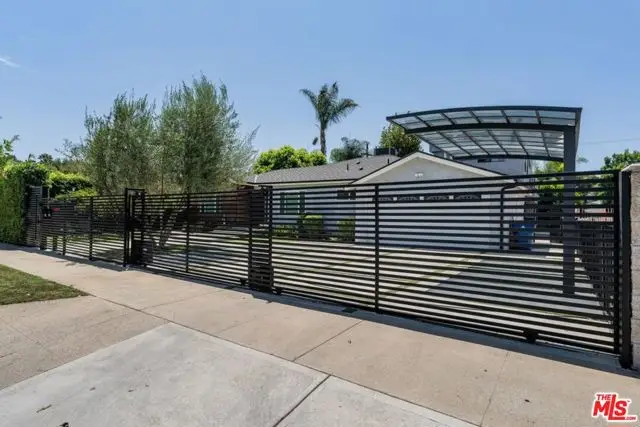 5509 Woodman Avenue, Sherman Oaks, CA 91401 - #2