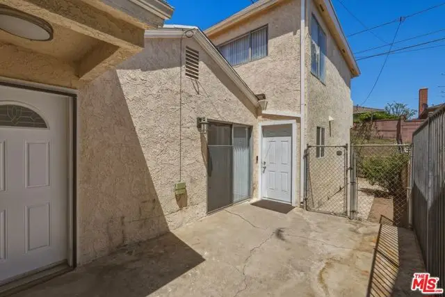 11612 Cimarron Avenue, Hawthorne, CA 90250 - #3