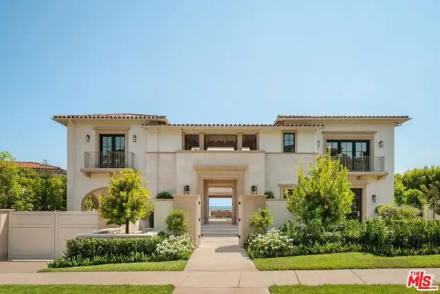 18 Swimmers Point, Newport Coast, CA 92657 - #1