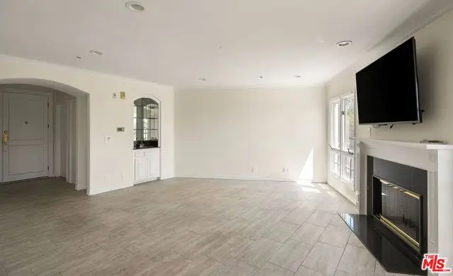 1278 S Camden Drive #103, Los Angeles, CA 90035 - #3
