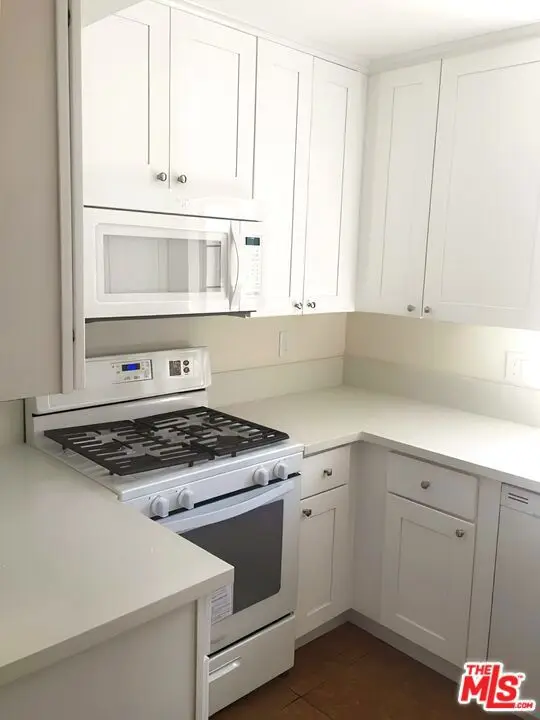 14422 Terra Bella Street #A, Panorama City, CA 91402 - #3