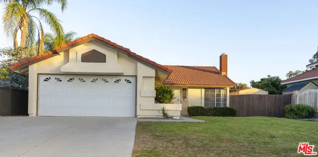 524 Ventura Avenue, Corona, CA 92879 - #1