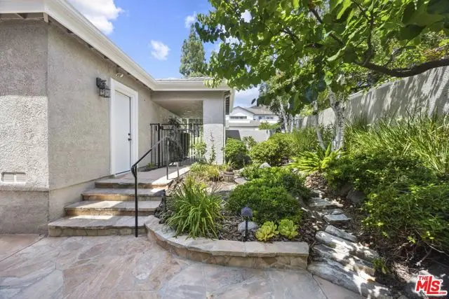 950 Misty Canyon Avenue, Westlake Village, CA 91362 - #2
