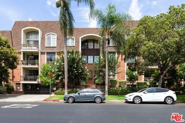 11939 Gorham Avenue #204, Los Angeles, CA 90049