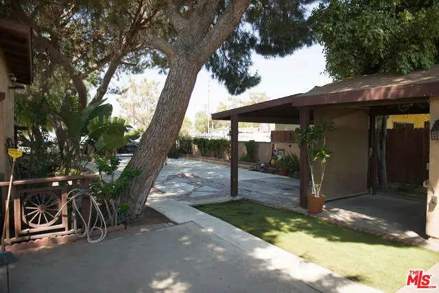 8804 Ilex Avenue, Sun Valley, CA 91352 - #2