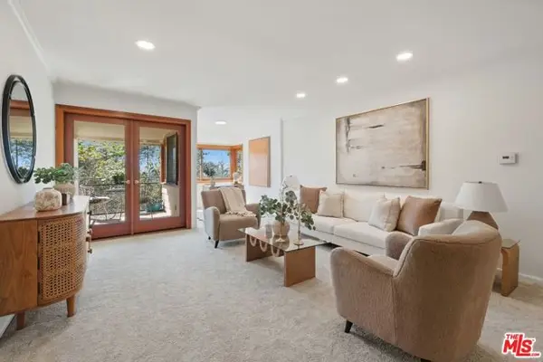 289 S Barrington Avenue #A309, Los Angeles, CA 90049