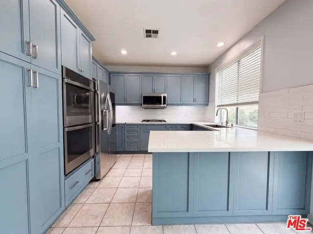 23608 Ashwood Place, Valencia, CA 91354 - #2