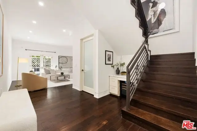 225 S Hamilton Drive #102, Beverly Hills, CA 90211 - #3