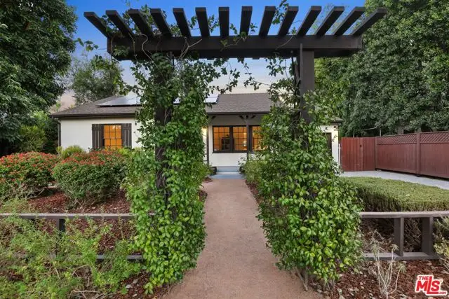 6820 Texhoma Avenue, Van Nuys, CA 91406 - #2