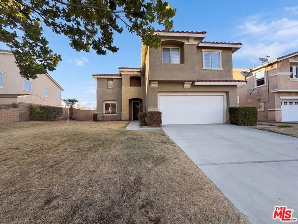 2423 Carolyn Drive, Palmdale, CA 93551