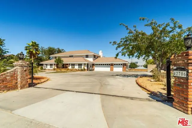 42706 20th Street, Lancaster, CA 93534 - #2