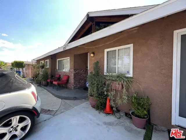8731 Colbath Avenue, Panorama City, CA 91402 - #2