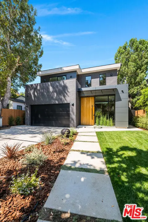 3831 Mound View Avenue, Los Angeles, CA 91604