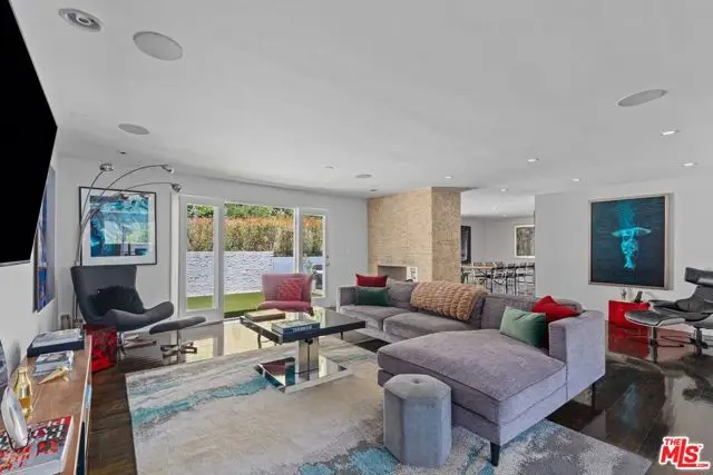 7561 Devista Drive, Los Angeles, CA 90046 - #3
