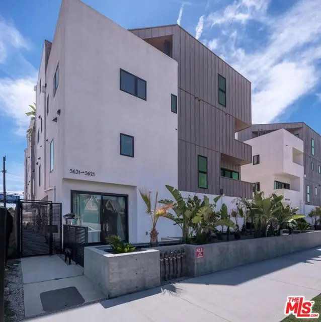 5623 Murray Lane, Los Angeles, CA 90016 - #2