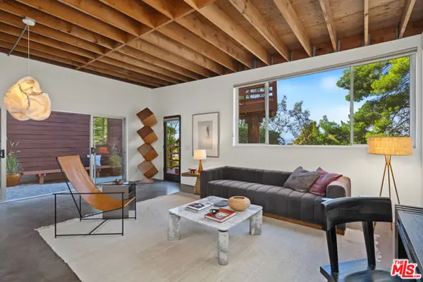 23685 Clover Trail, Calabasas, CA 91302