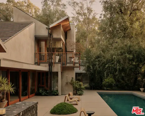 7728 Woodrow Wilson Drive, Los Angeles, CA 90046