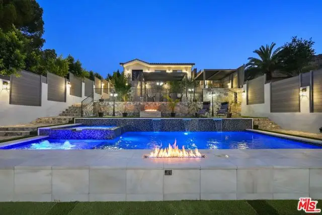 8812 Yates Street, Sunland, CA 91040 - #2