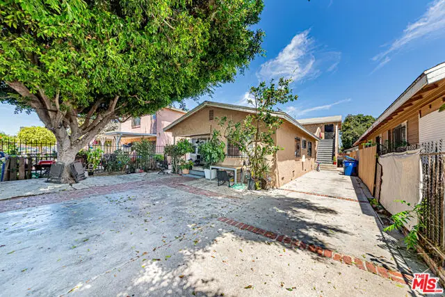 223 E 55th Street, Los Angeles, CA 90011 - #2
