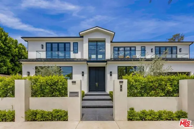 12041 Coyne Street, Los Angeles, CA 90049 - #2
