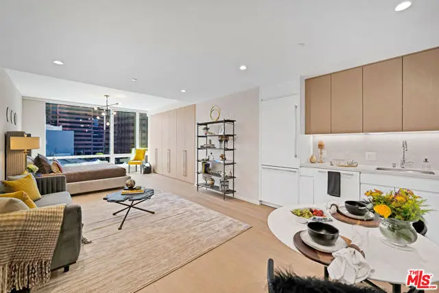 877 Francisco Street #615, Los Angeles, CA 90017 - #3